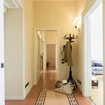 Lägenhet Palazzo Garibaldi - Myhomeincomo Como