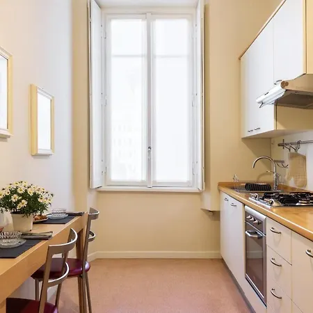Apartment Palazzo Garibaldi - Myhomeincomo